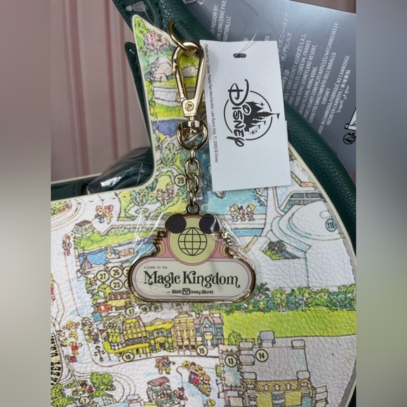 Disney 50TH Commemorative Shoulder Bag with 2WAY Charm Walt Disney World Resort - Picture 8 of 16